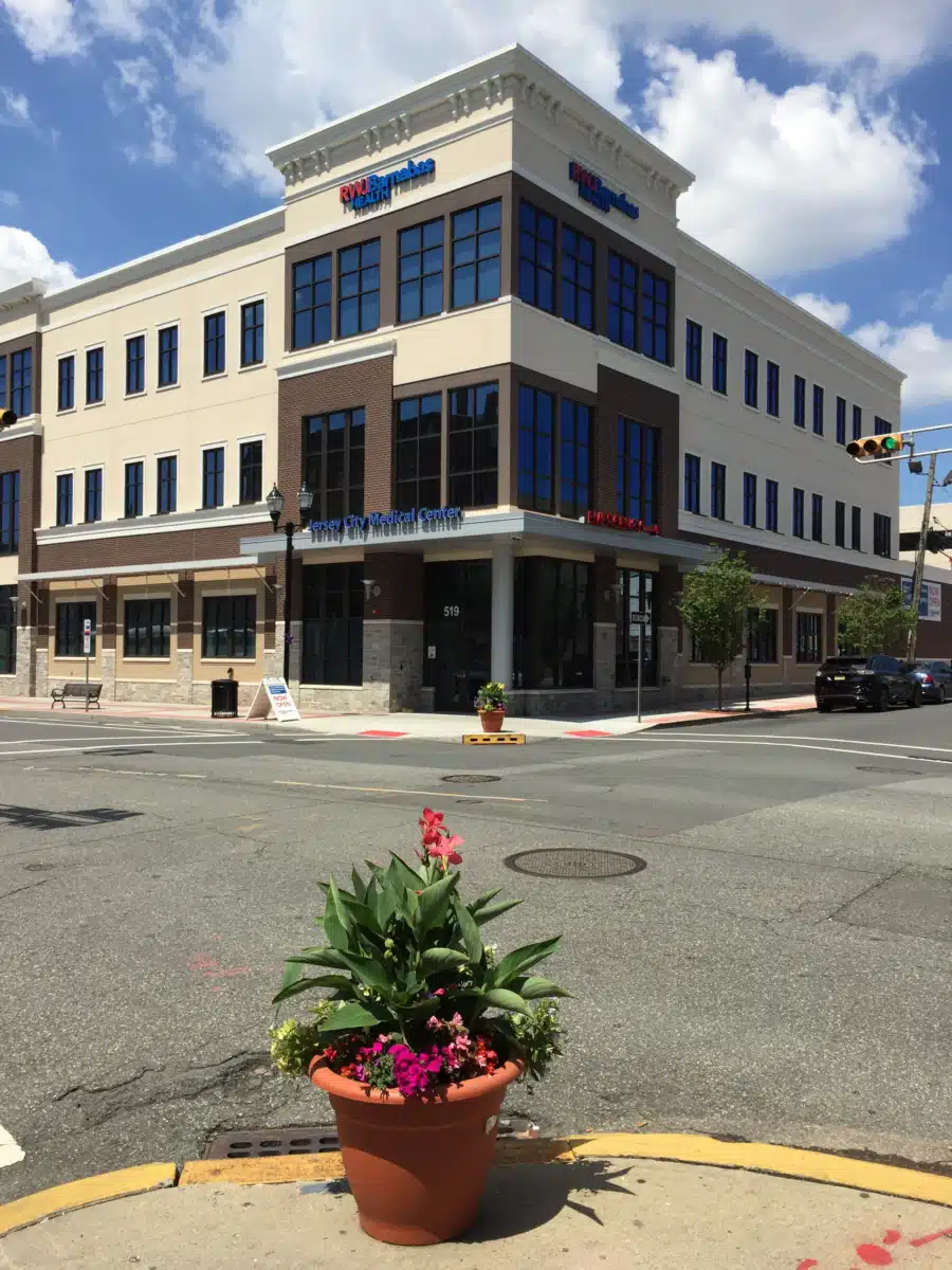 Trinitas Regional Medical Center - Hero Image